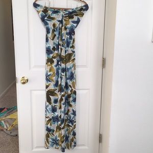 Strapless twist from maxi dress